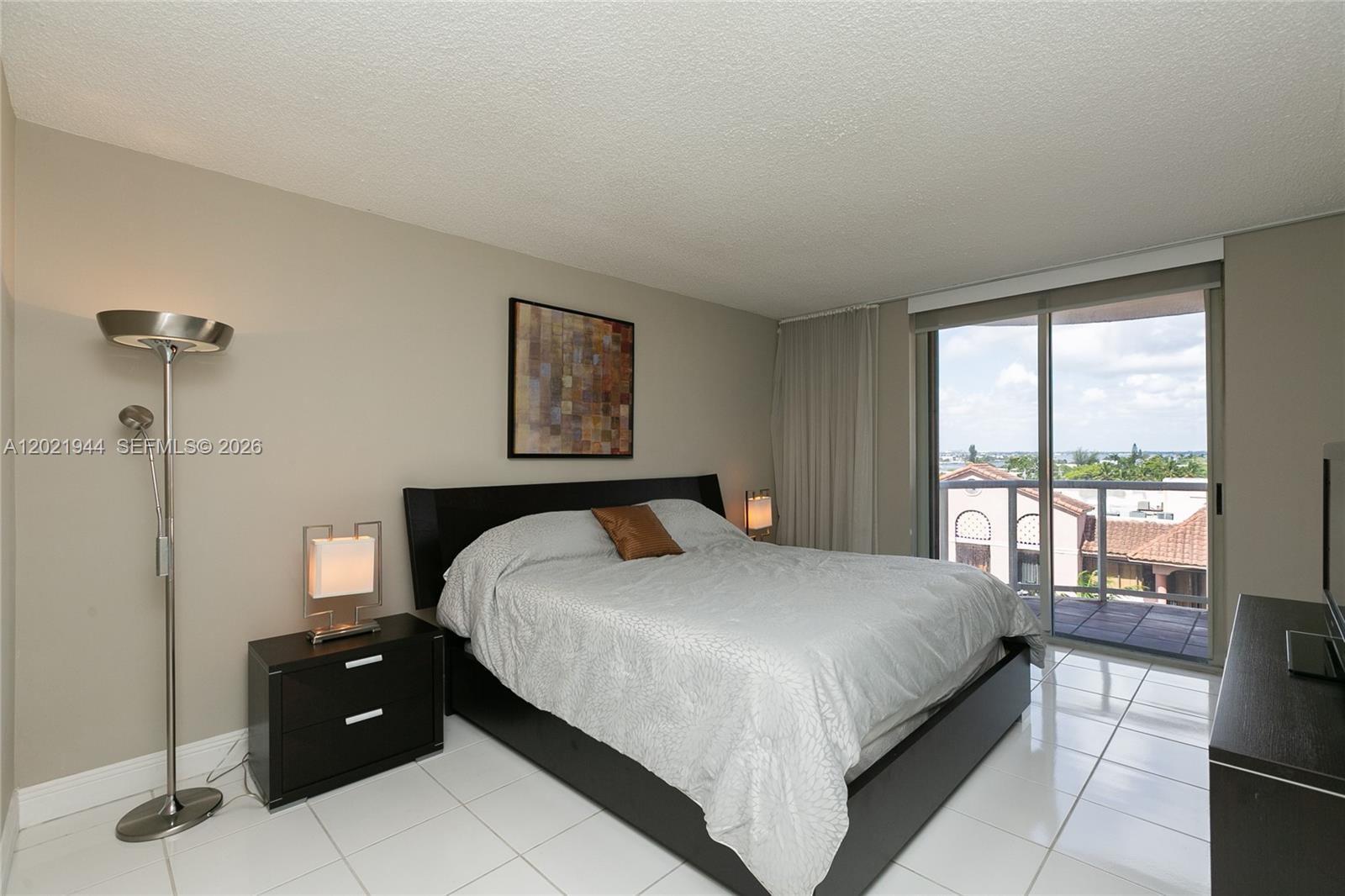 Residential Lease in Surfside 3