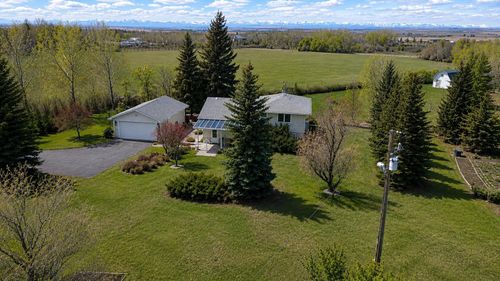 450151 118 Street E, Rural Foothills County, AB, T1V1N3 | Card Image