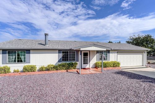 10134 E Durham Rd, Dewey-Humboldt, AZ, 86327-5207 | Card Image