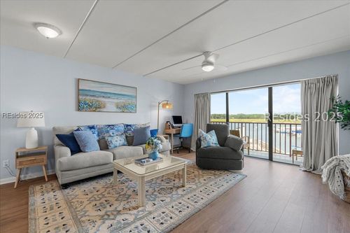 apt-214-100 Helmsman Way, Hilton Head Island, SC, 29928-3241 | Card Image