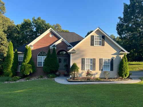 131 Luke Road Ne, Cleveland, TN, 37323 | Card Image