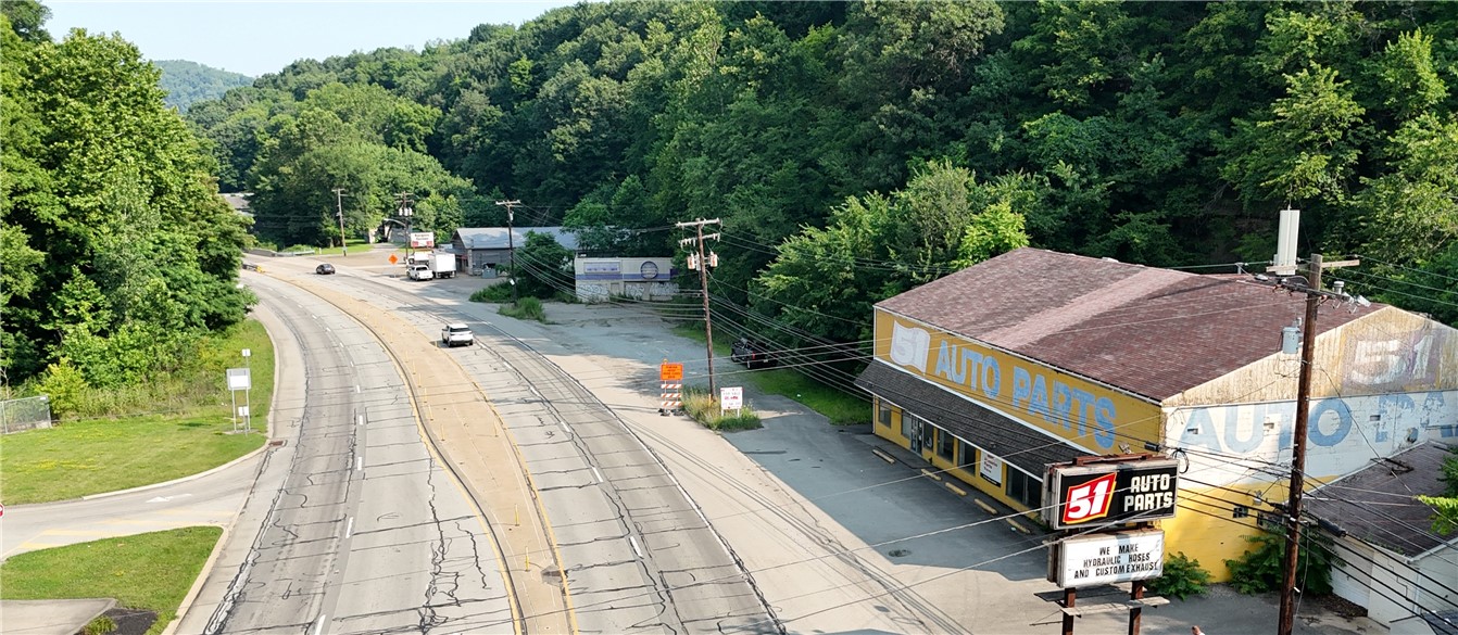 953 Hayden Blvd, Elizabeth, PA 15037