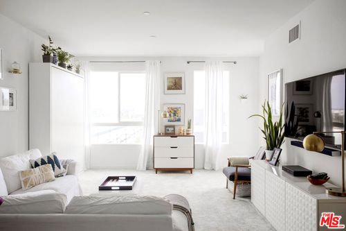 402-12655 Bluff Creek Dr, Playa Vista, CA, 90094 | Card Image