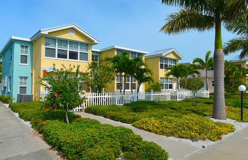 c109-19417 Gulf Blvd, INDIAN SHORES, FL, 33785-2216 | Card Image