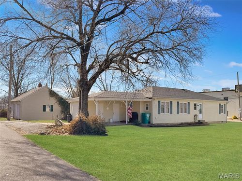 112 Orchard St, Sullivan, MO, 63080-1833 | Card Image