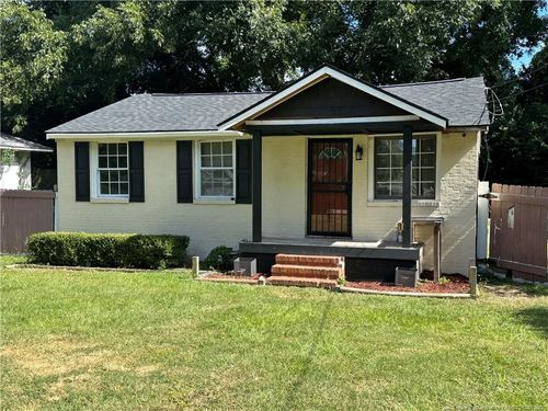 1017 Henderson Ave, Fayetteville, NC, 28301-3933 | Card Image