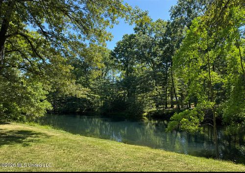 106 Holly Trl, Brandon, MS, 39047-6222 | Card Image