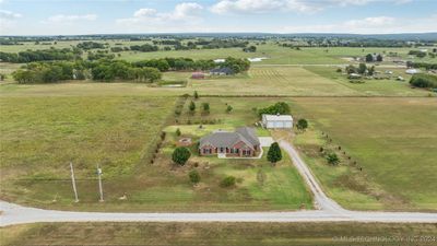 5580 Sun Gate Road, House other with 3 bedrooms, 2 bathrooms and null parking in Beggs OK | Image 2