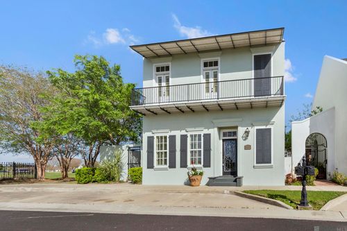 3291 Saint Ann Dr, Zachary, LA, 70791-5439 | Card Image
