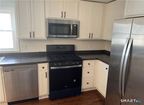 2-111 Greenwich Avenue, New Haven, CT, 06519 | Card Image