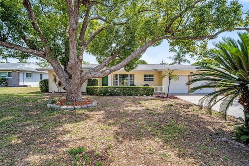 1935 Jeffords St, CLEARWATER, FL, 33764-4731 | Card Image