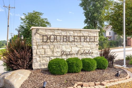 8703 Bridgewater Ct, Crown Point, IN, 46307 | Card Image