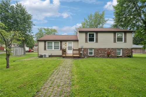 525 Elm St, Indiana, PA, 15701-3136 | Card Image