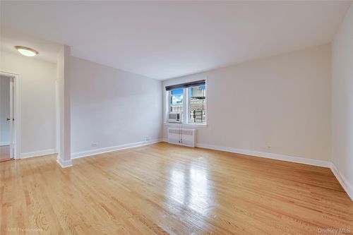 apt-7j-4825 43rd St, Woodside, NY, 11377-6869 | Card Image