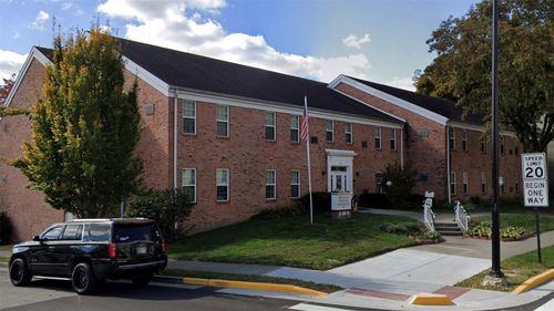 101 W 2nd St, Madison, IN, 47250-3798 | Card Image