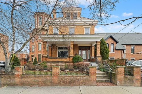 496 S 3rd St, Columbus, OH, 43215-5702 | Card Image