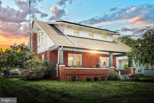 545 W King St, LITTLESTOWN, PA, 17340-1413 | Card Image