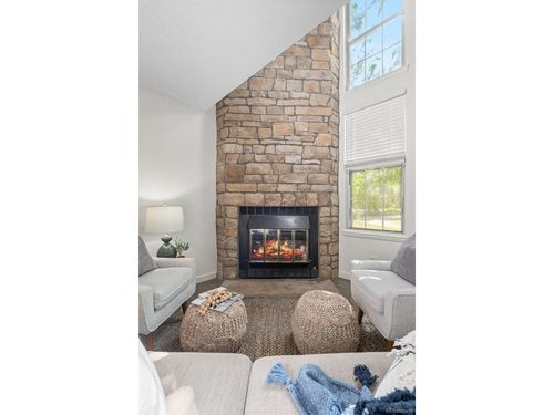 9035 W Floyd Ave, Lakewood, CO, 80227-4682 | Card Image