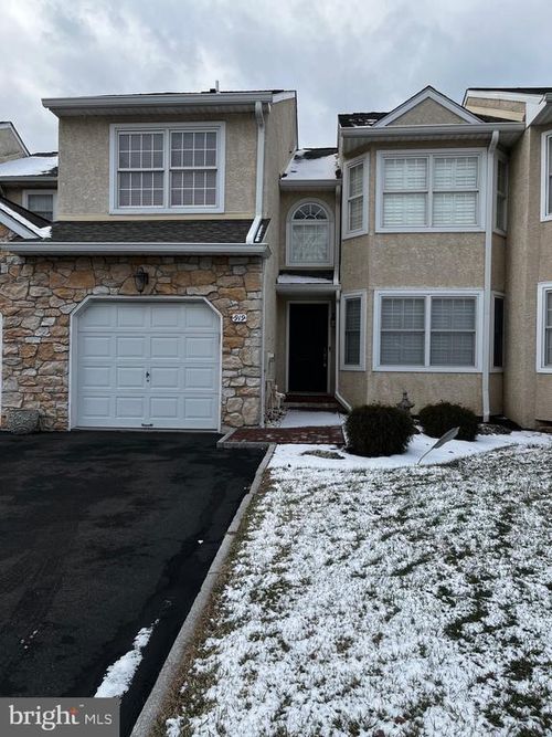 919 Jamie Ct, BLUE BELL, PA, 19422-2471 | Card Image