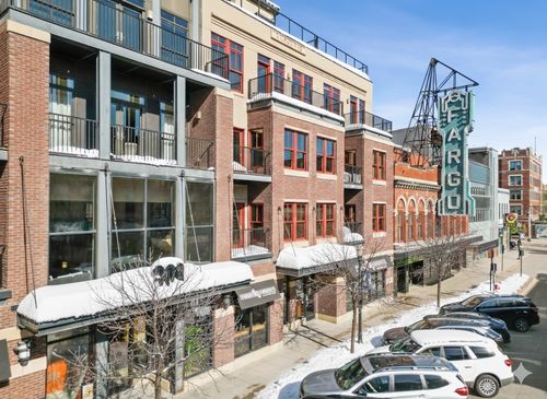 apt-204-300 Broadway N, Fargo, ND, 58102-4720 | Card Image