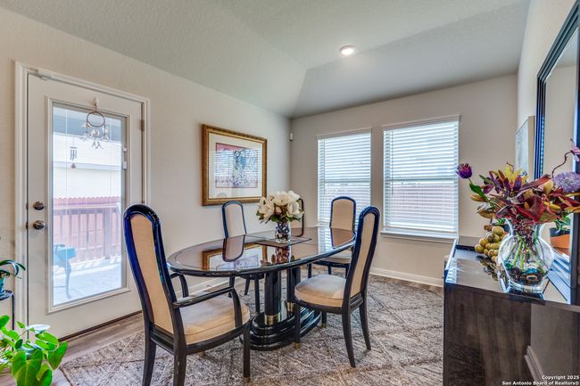 105 Ridgeway Pass, House other with 3 bedrooms, 2 bathrooms and null parking in Cibolo TX | Image 5