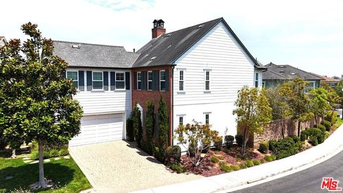 17322 Wareham Ln, Huntington Beach, CA, 92649 | Card Image