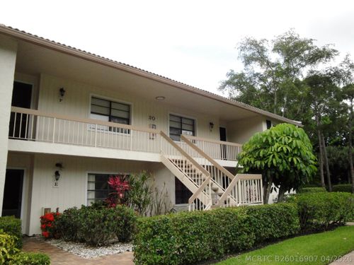 f-20 Westgate Ln, Boynton Beach, FL, 33436-6368 | Card Image
