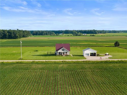 17200 E 1350th Rd, Marshall, IL, 62441-4743 | Card Image
