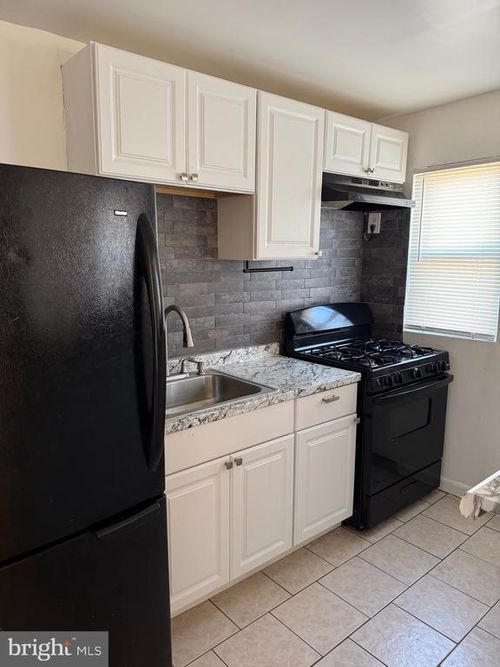 4022 Ardley Ave, BALTIMORE, MD, 21213-2106 | Card Image