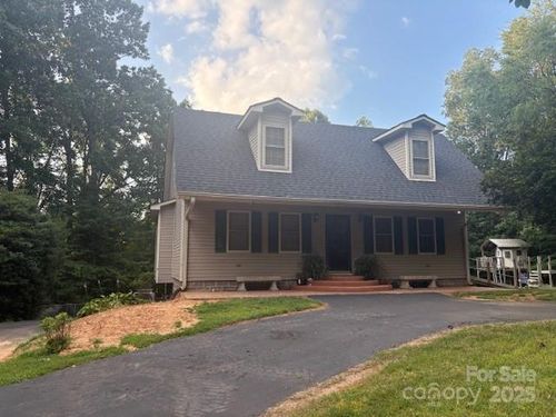 3149 Simmons St, Kannapolis, NC, 28083-9243 | Card Image