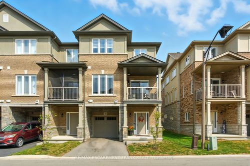 9 Laguna Village Cres, Hannon, ON, L0R1P0 | Card Image