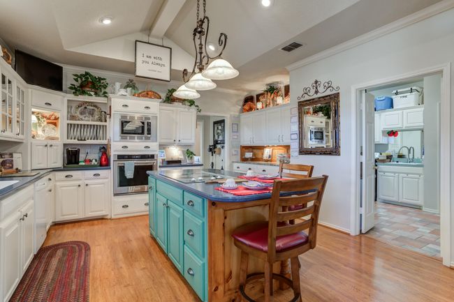 14101 E Fm 1527, Home with 3 bedrooms, 4 bathrooms and null parking in Lorenzo TX | Image 41