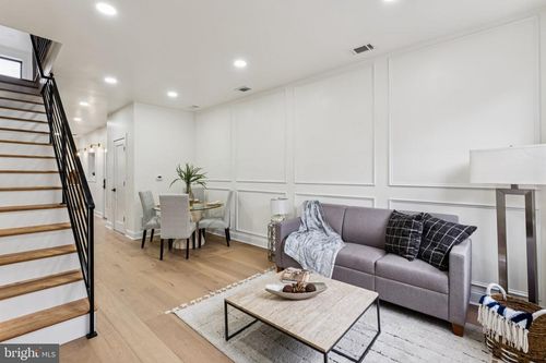 1031 Ellsworth St, PHILADELPHIA, PA, 19147-4636 | Card Image