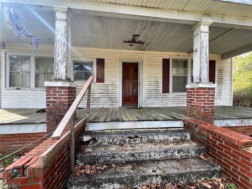 921 Freeman Mill Rd, Suffolk, VA, 23438-9534 | Card Image