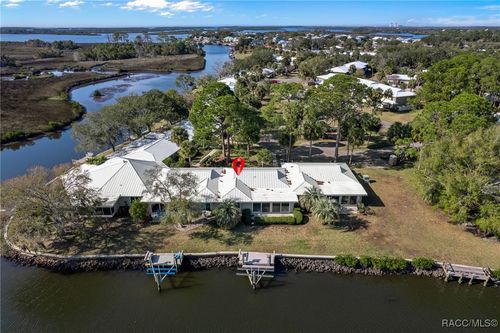 11514 W Bayshore Dr, CRYSTAL RIVER, FL, 34429-5221 | Card Image