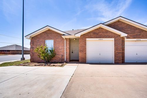 b-9708 Avenue U, Lubbock, TX, 79423-4460 | Card Image