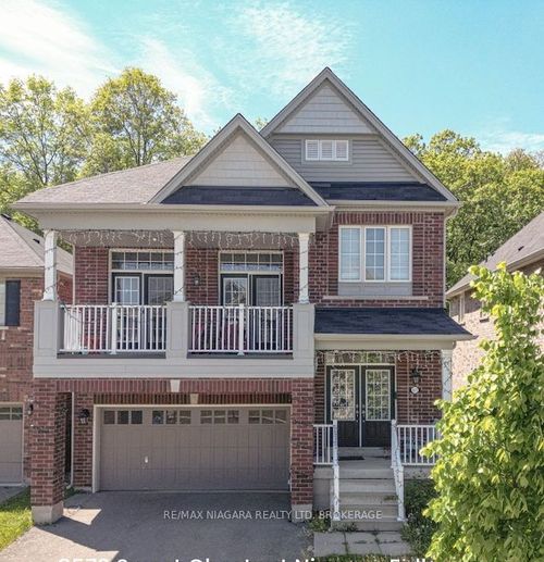 8573 Sweet Chestnut Dr, Niagara Falls, ON, L2H0N1 | Card Image