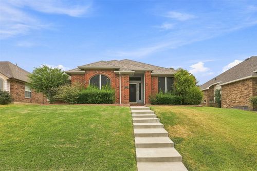2126 Greenstone Trl, Carrollton, TX, 75010-4140 | Card Image