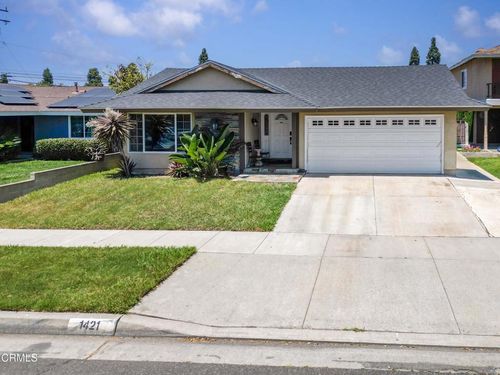 1421 E Abbottson St, Carson, CA, 90746-3101 | Card Image