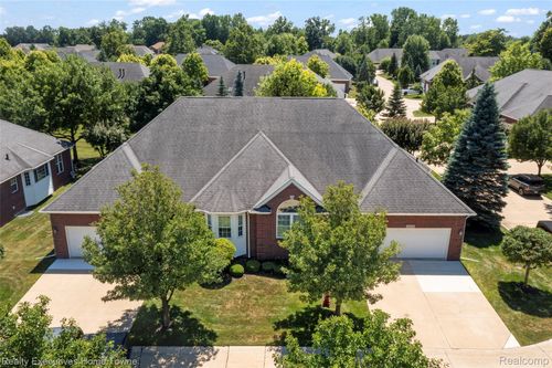 44282 Saturn Dr, Sterling Heights, MI, 48314-3173 | Card Image
