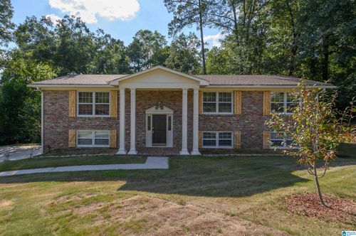 2836 Vestavia Forest Pl, Vestavia, AL, 35216-2726 | Card Image