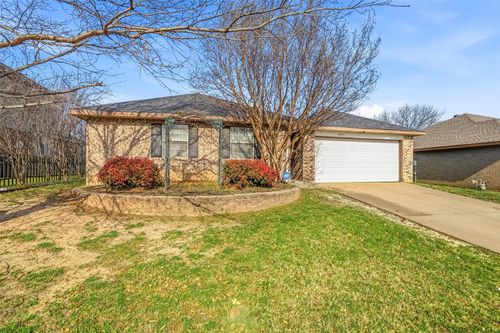 8304 Cloverglen Ln, Fort Worth, TX, 76123-1606 | Card Image