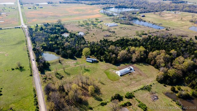 28360 Arbeka Rd, House other with 2 bedrooms, 1 bathrooms and null parking in Henryetta OK | Image 26
