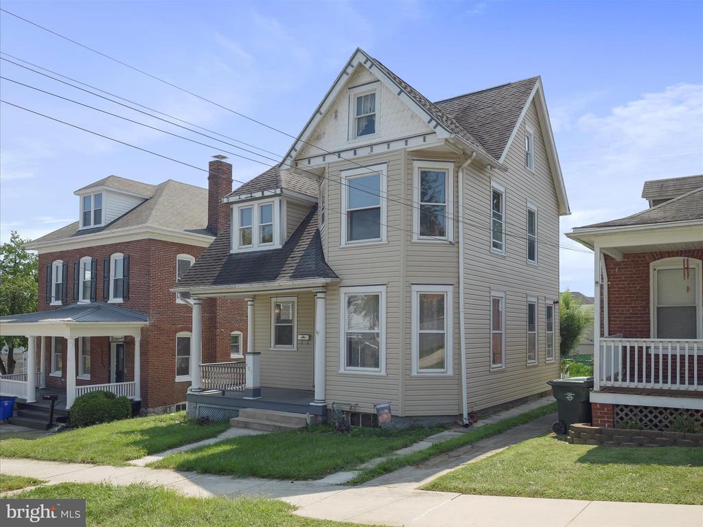 Reynolds Ave, Hagerstown, MD 21740