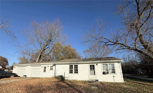 1202 Tucker Beach Rd, Paris, IL, 61944-5993 | Card Image