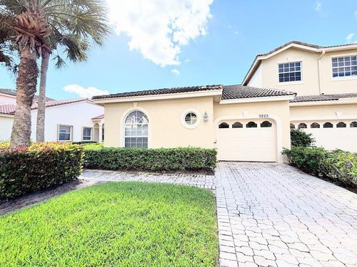 9225 Wentworth Ln, Port St. Lucie, FL, 34986-3287 | Card Image