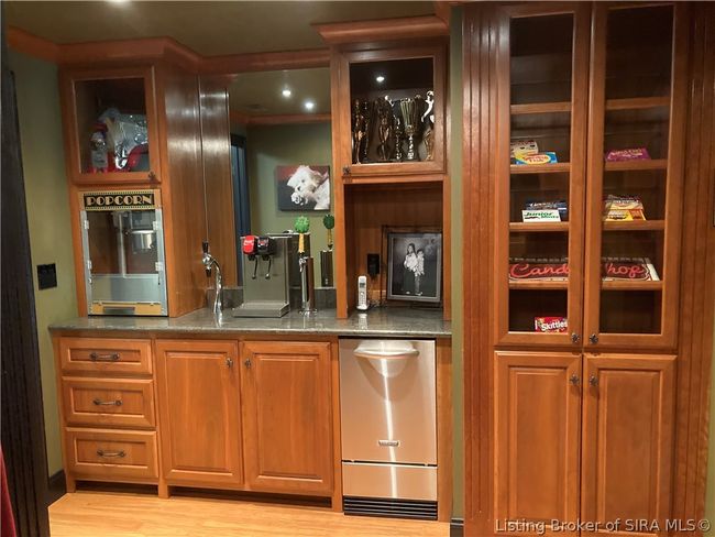 3503 Charlevoix Ct, Home with 6 bedrooms, 4 bathrooms and null parking in Floyds Knobs IN | Image 29