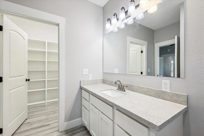 135 Private Road 8142, House other with 2 bedrooms, 2 bathrooms and null parking in Buna TX | Image 18