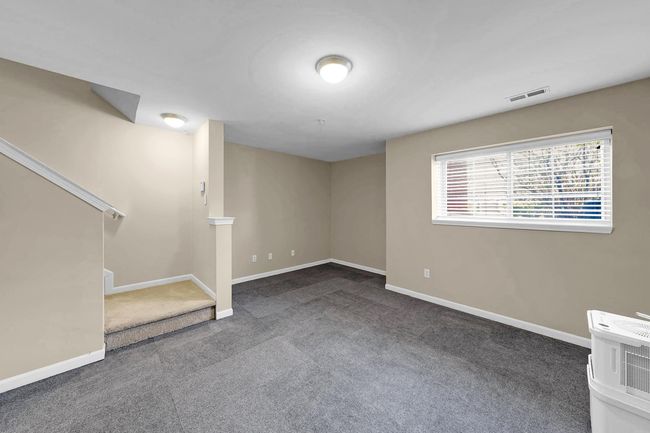 16 home office or gym | Image 16