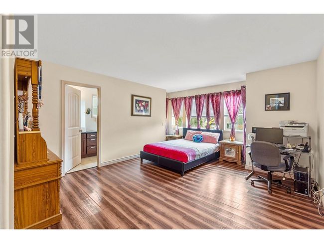 620 Hemlock St, House other with 8 bedrooms, 5 bathrooms and 2 parking in Kamloops BC | Image 17